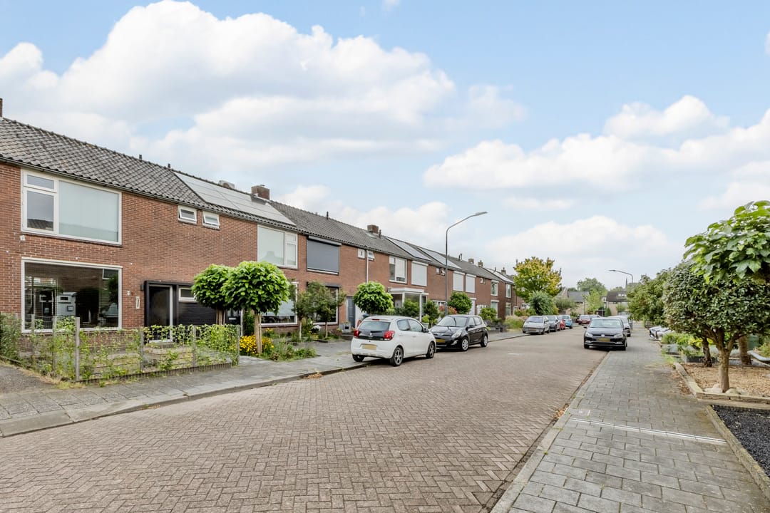 Photo 32 of Van Kinschotstraat 1