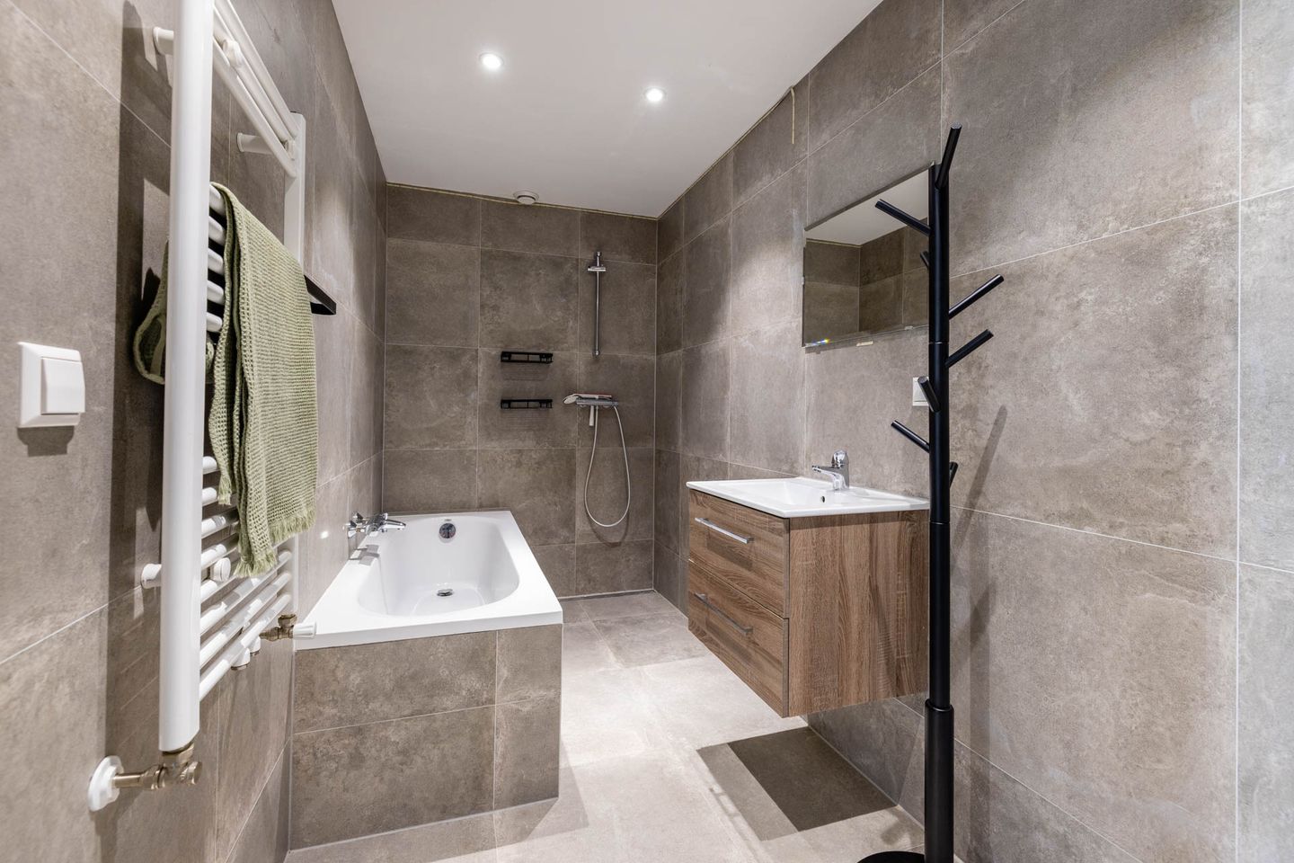 Photo 19 of Henegouwerlaan 46-B