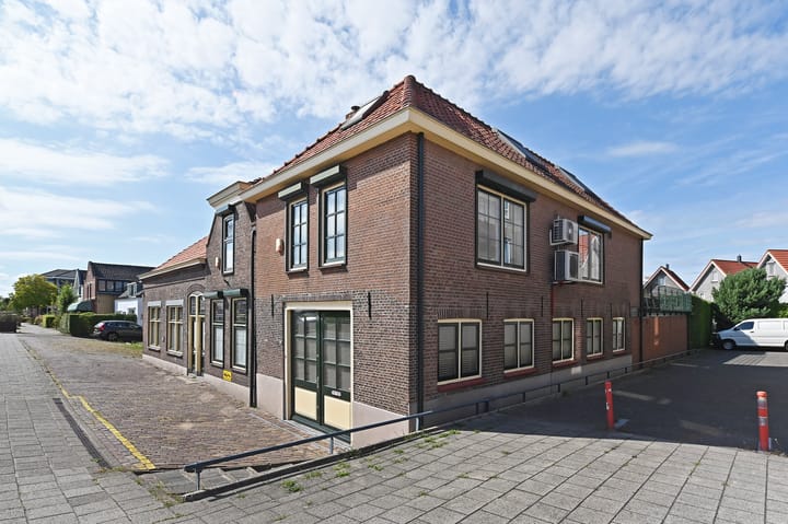 Photo 4 of Delftsestraatweg 174