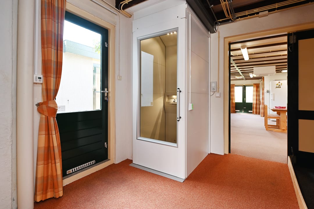 Foto 7 van Delftsestraatweg 174