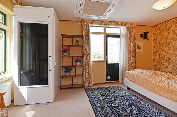 Photo 8 of Delftsestraatweg 174