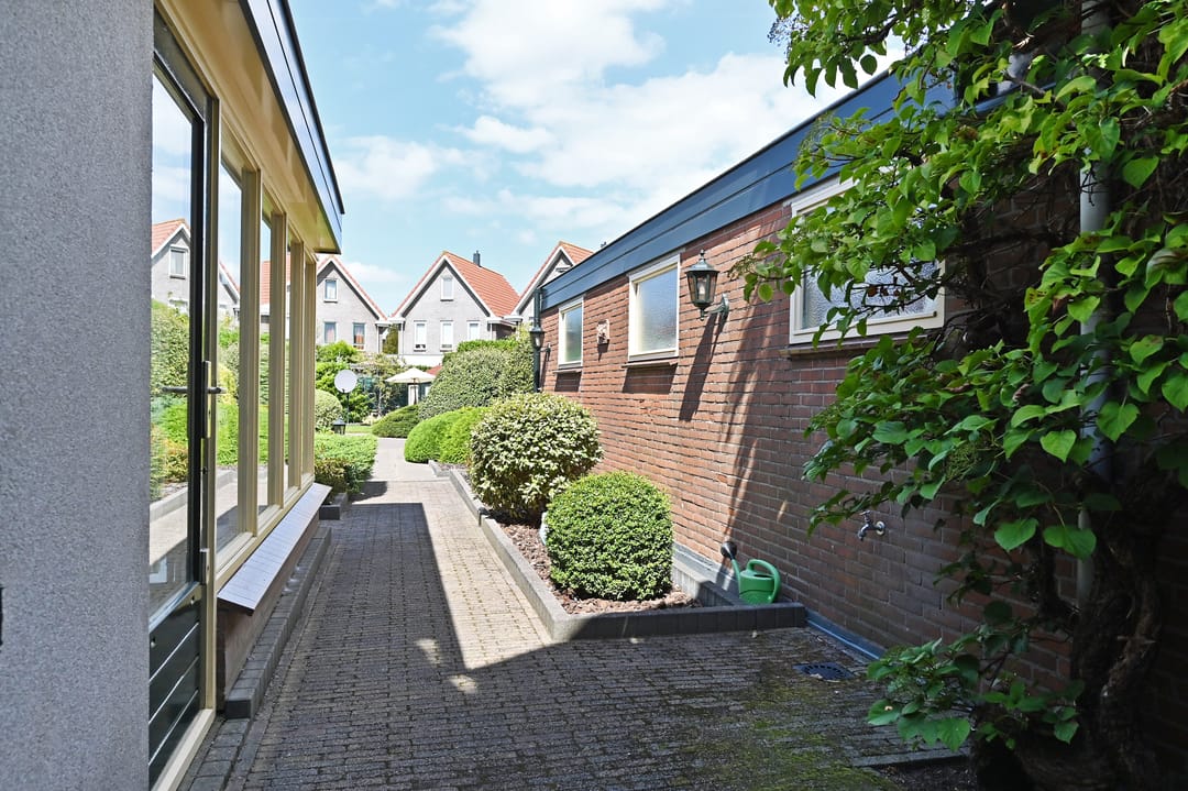 Foto 22 van Delftsestraatweg 174