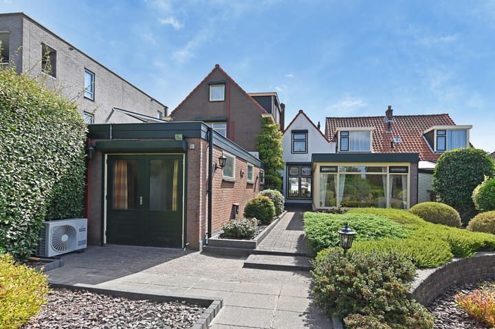 Photo 1 of Delftsestraatweg 174