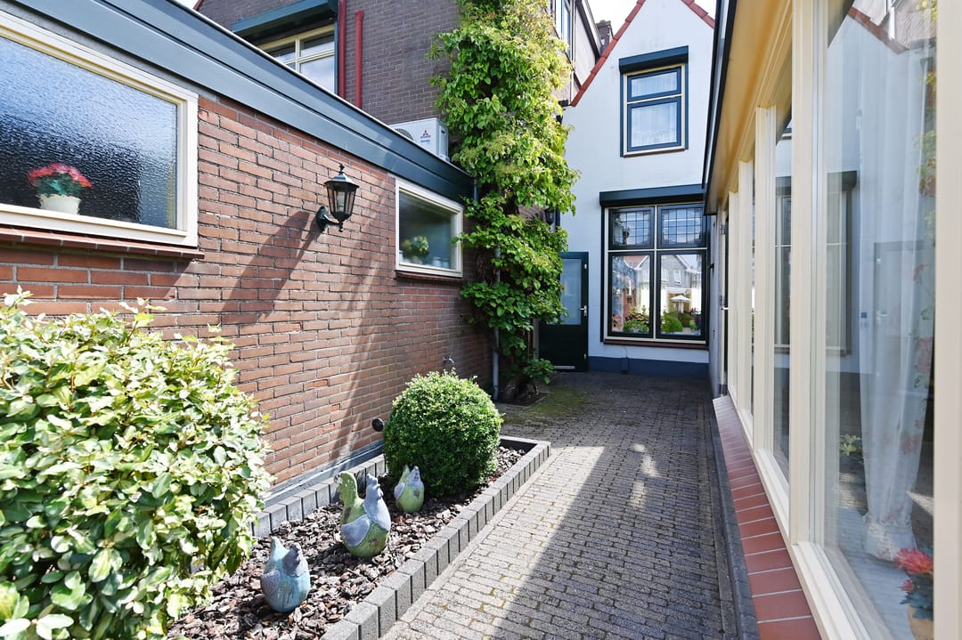 Foto 26 van Delftsestraatweg 174