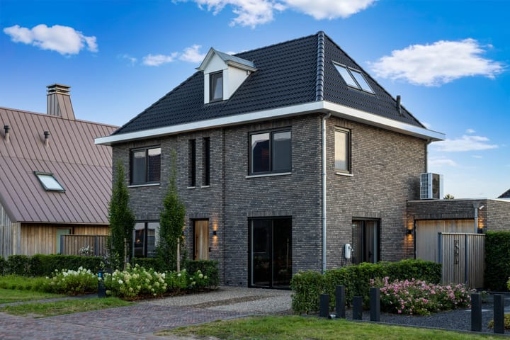 Photo 56 of Blasiuslaan 8