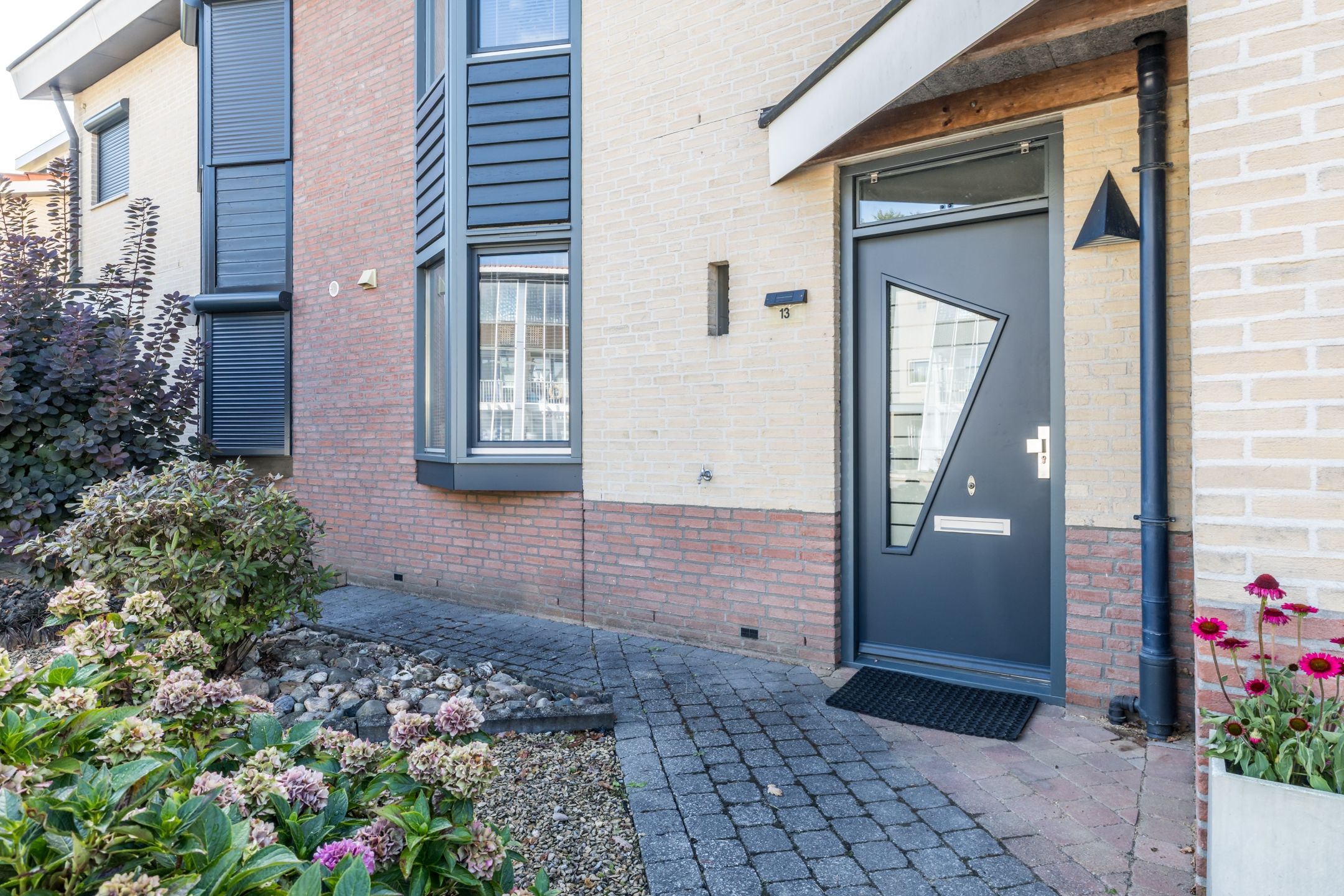 Foto 3 van Carisven 13