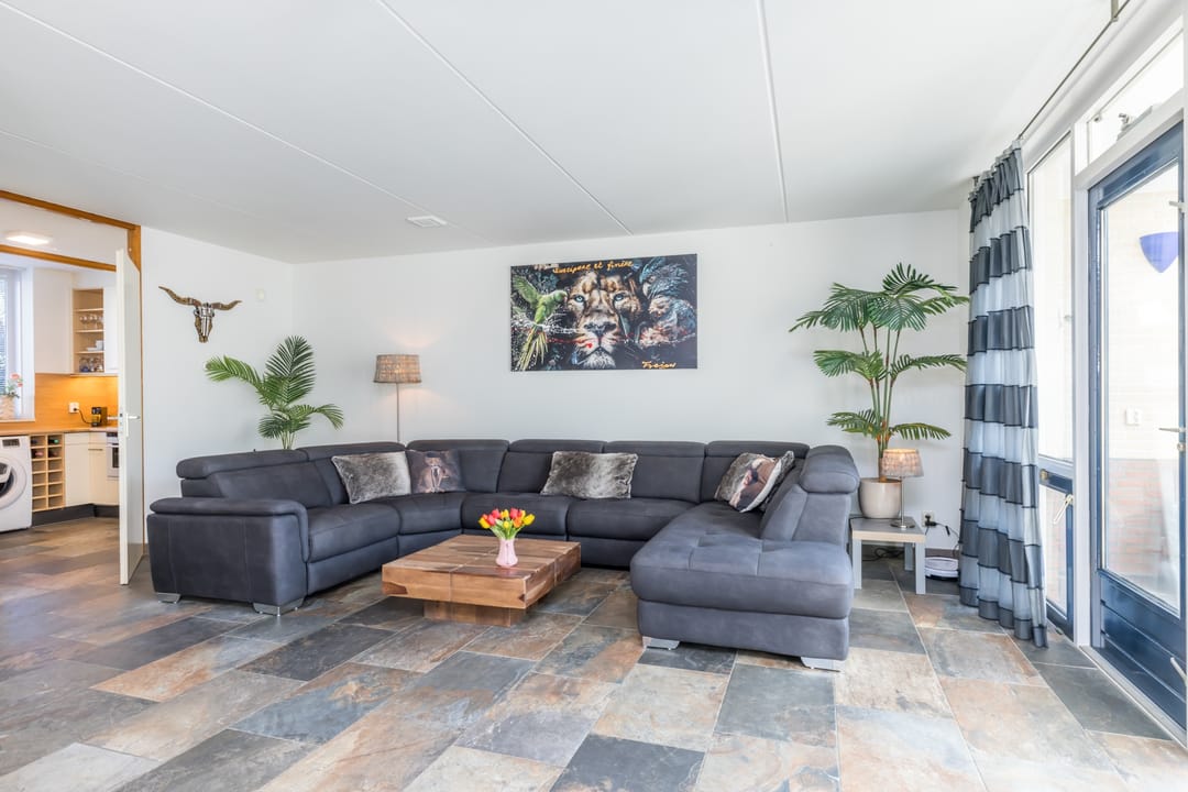 Foto 11 van Carisven 13