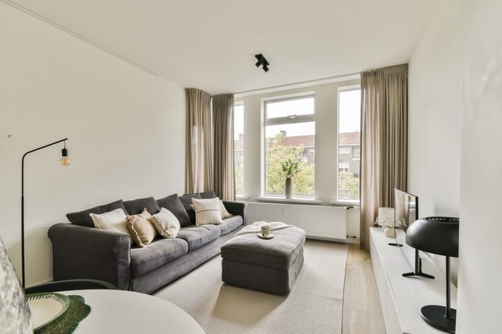 Foto 6 van Herman Robbersstraat 94-D