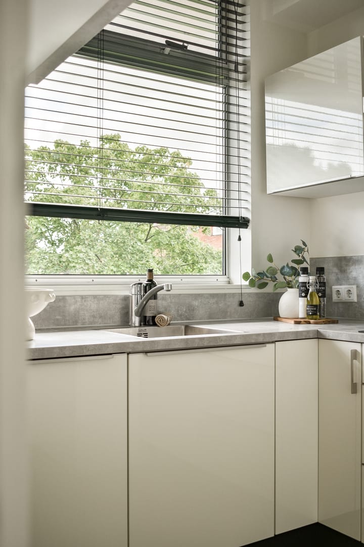 Foto 11 van Herman Robbersstraat 94-D