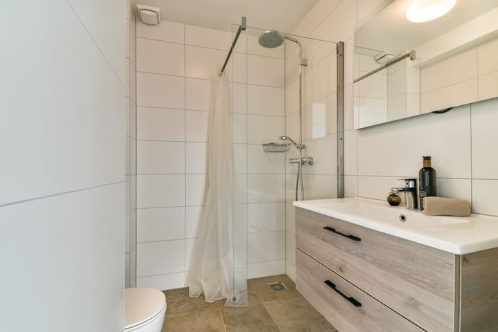 Foto 15 van Herman Robbersstraat 94-D