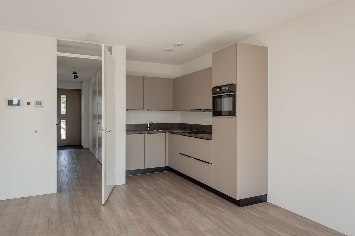 Foto 29 van Sint Nicolaasplein 12