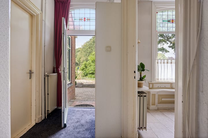 Photo 6 of Hoofdweg 10