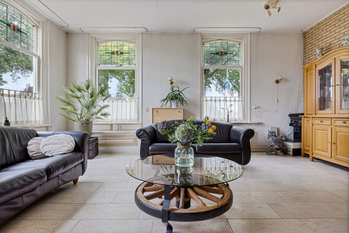 Photo 7 of Hoofdweg 10