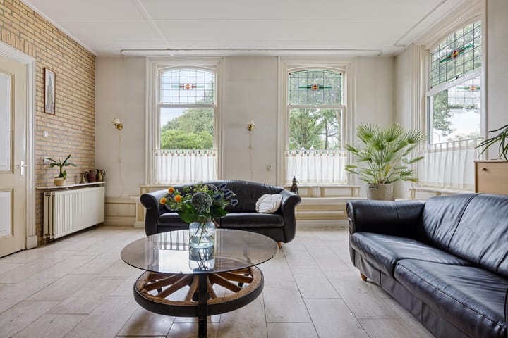 Photo 8 of Hoofdweg 10