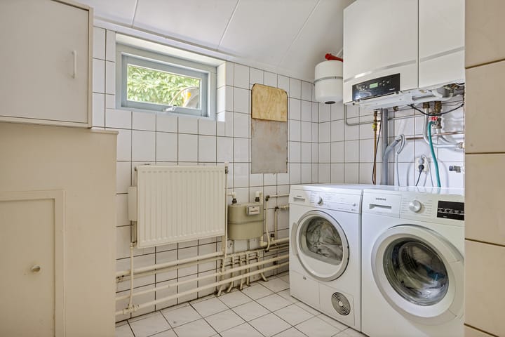 Photo 19 of Hoofdweg 10