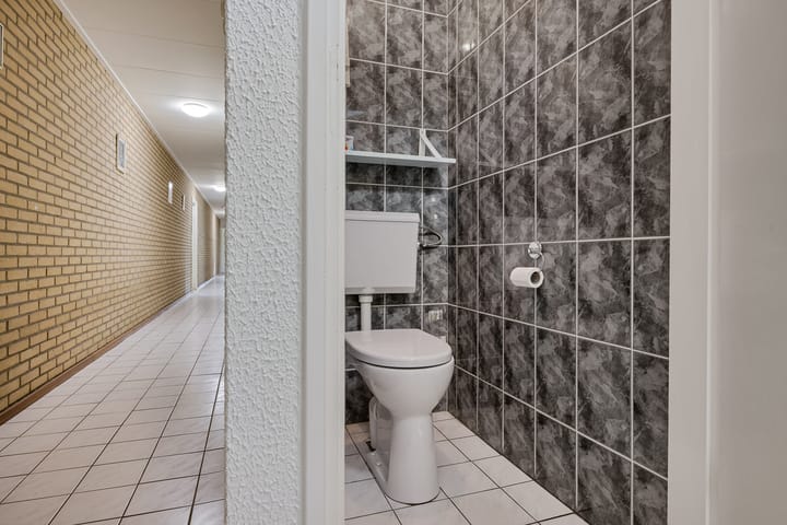 Photo 21 of Hoofdweg 10