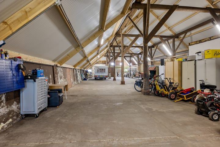 Photo 31 of Hoofdweg 10