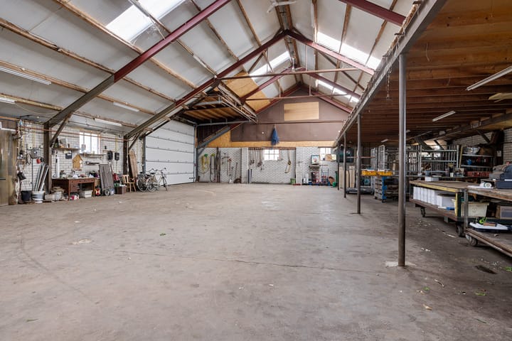 Photo 35 of Hoofdweg 10