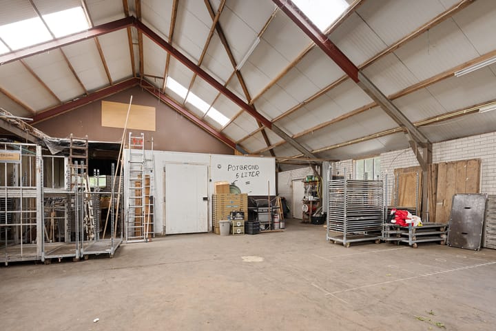 Photo 36 of Hoofdweg 10