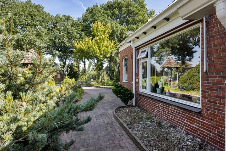 Photo 45 of Hoofdweg 10