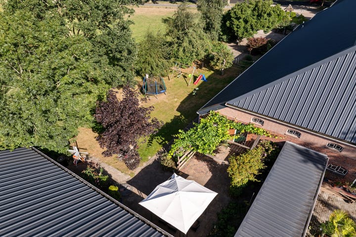 Photo 46 of Hoofdweg 10