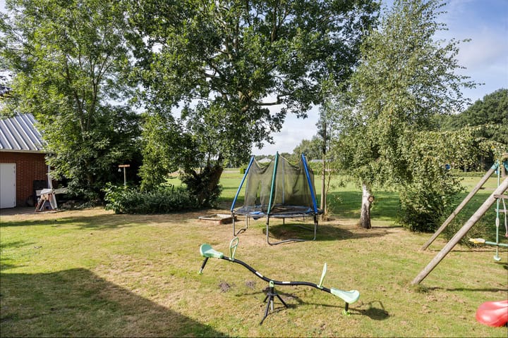 Photo 48 of Hoofdweg 10