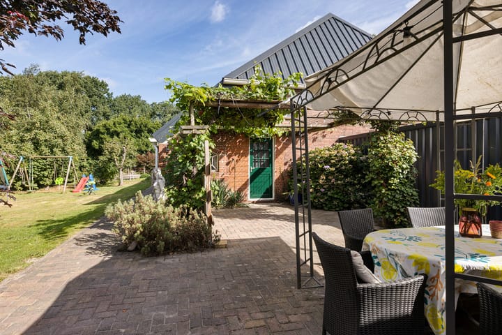 Photo 53 of Hoofdweg 10