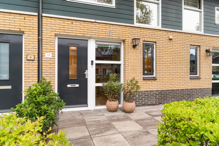 Foto 9 van Februaristraat 11