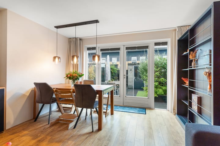 Foto 13 van Februaristraat 11