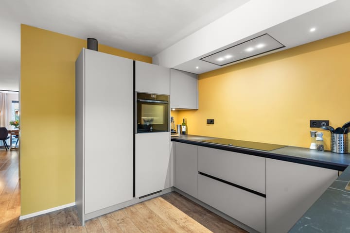 Foto 24 van Februaristraat 11