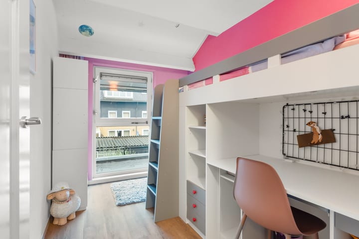 Foto 35 van Februaristraat 11