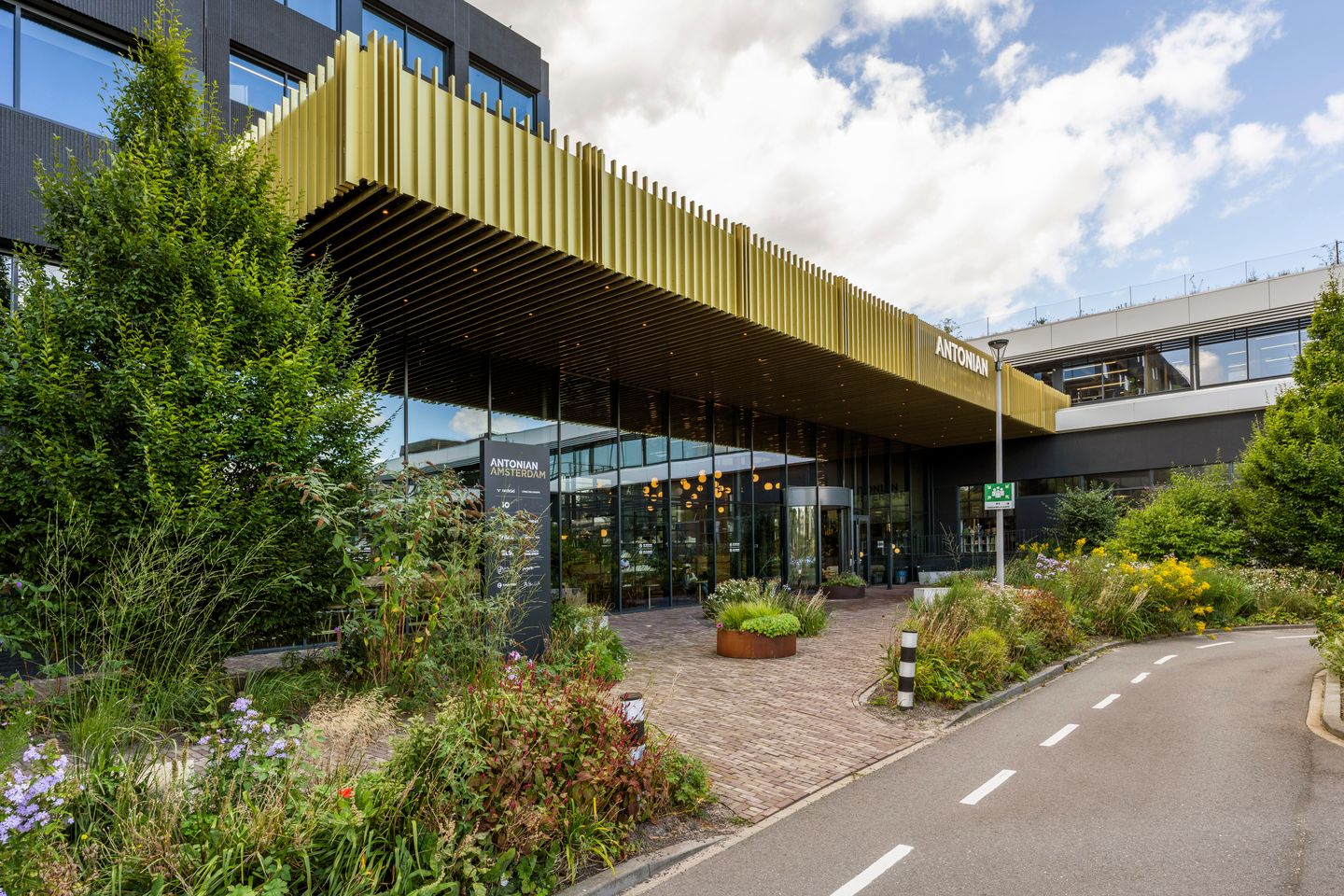 Bekijk foto 1 van Spaklerweg 50