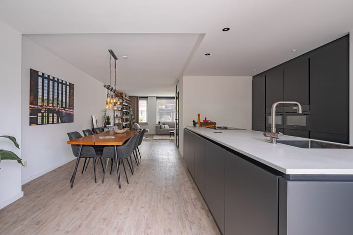 Foto 9 van L.T.M.-weg 33