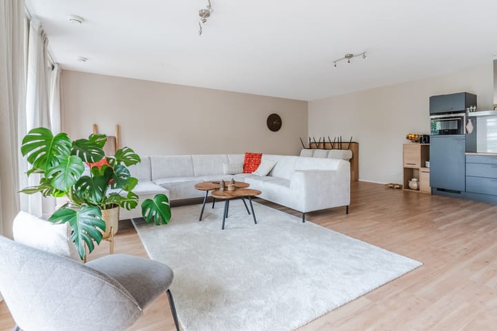 Foto 9 van Professor de Moorplein 495