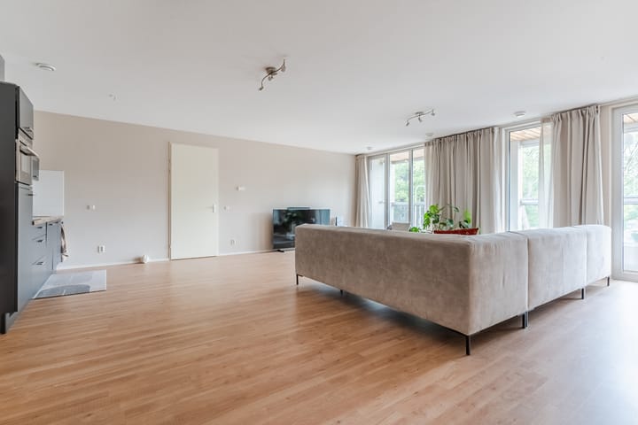 Foto 12 van Professor de Moorplein 495