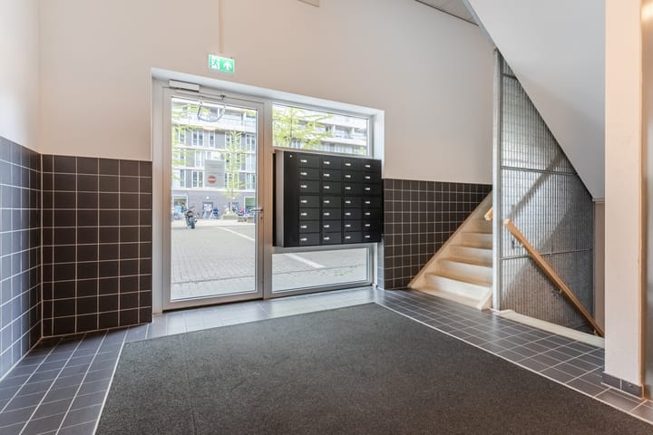 Foto 45 van Professor de Moorplein 495