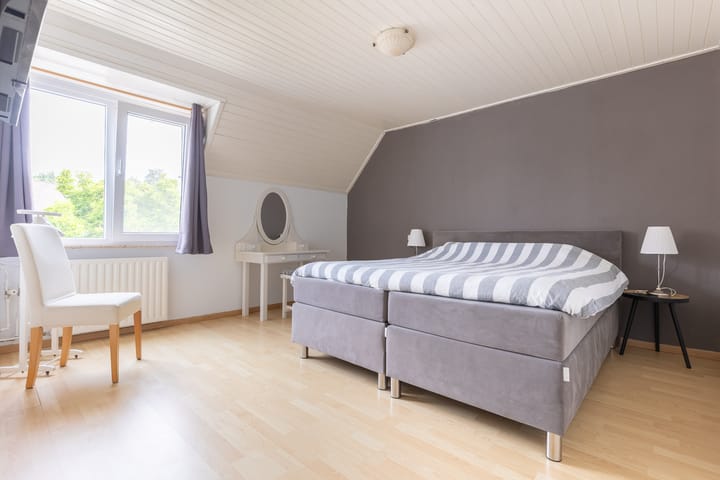 Foto 24 van De Misse 12