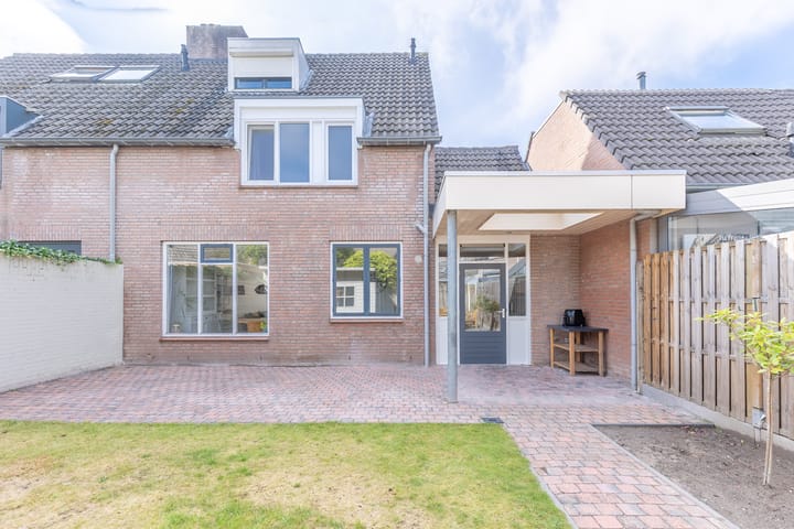 Foto 44 van De Misse 12