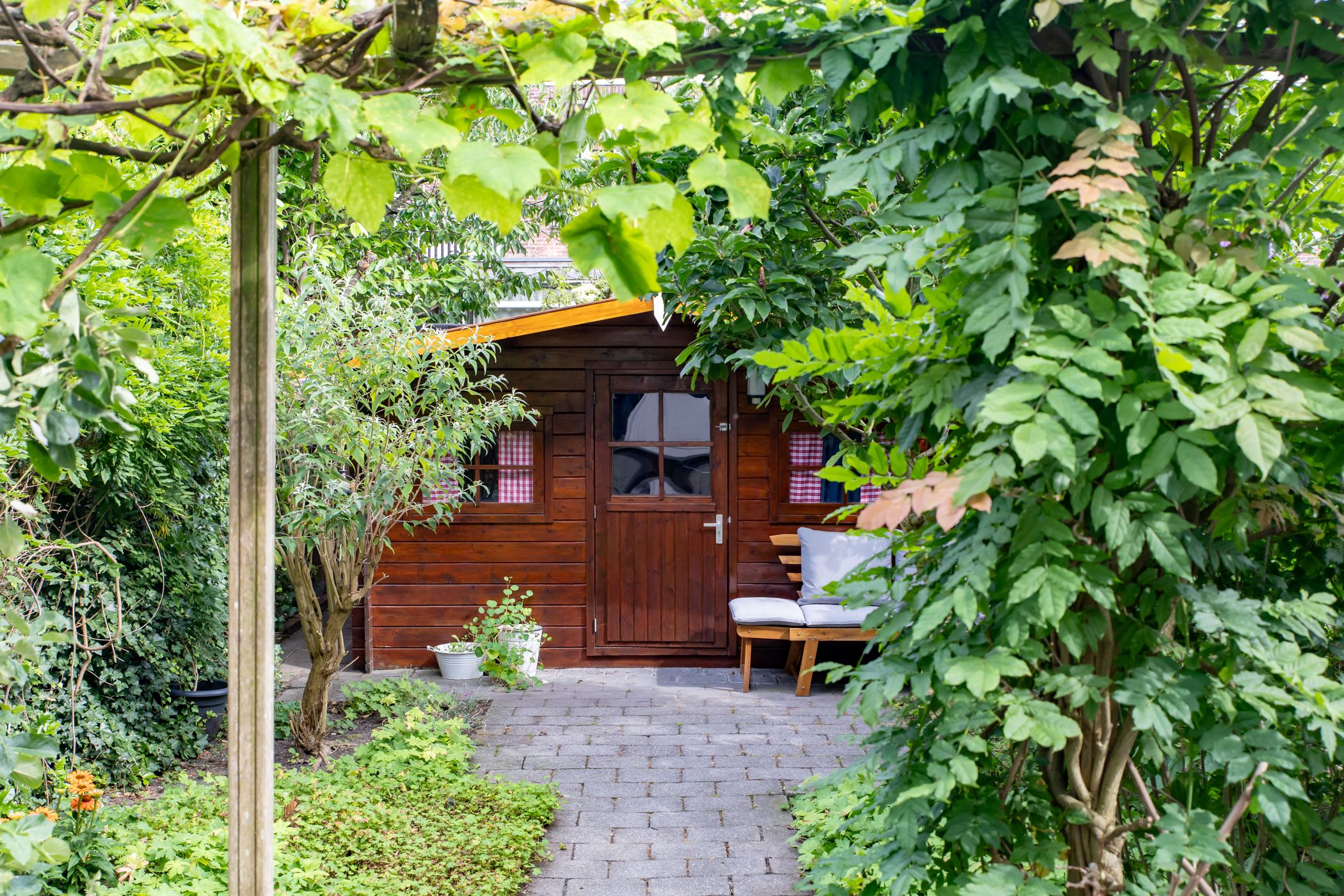 Foto 12 van Van der Mondestraat 91