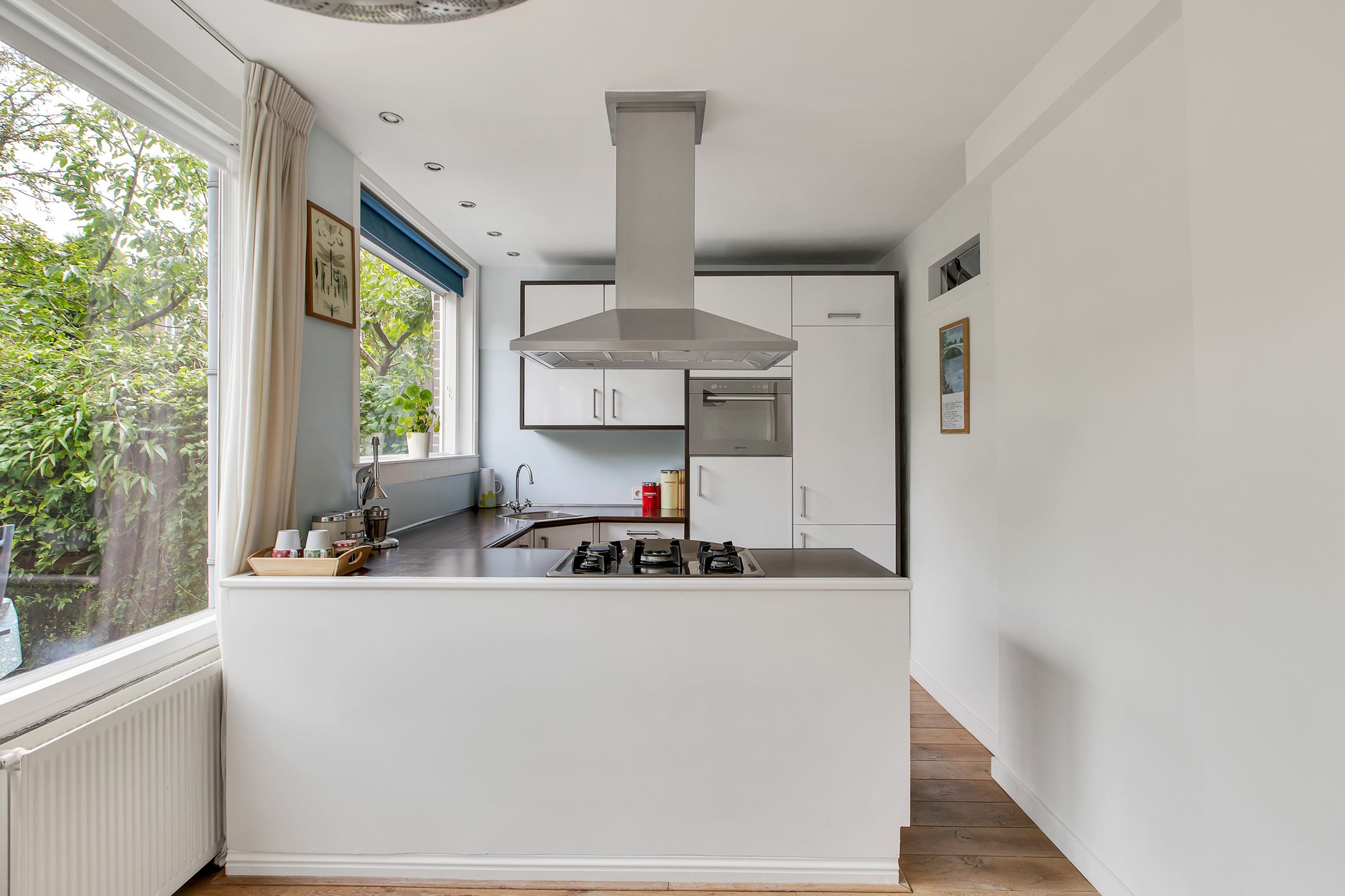 Foto 15 van Van der Mondestraat 91