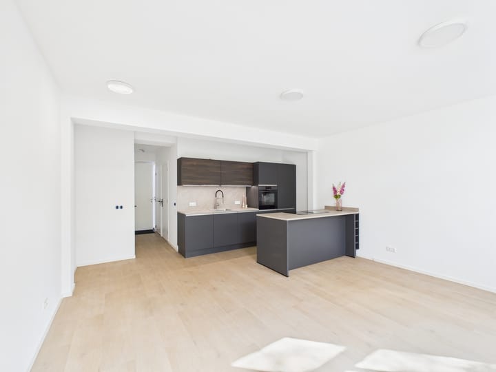 Photo 2 of Polderstraat 2-B