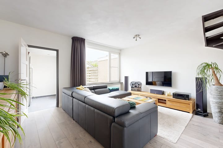 Foto 16 van Van Puttenstraat 42