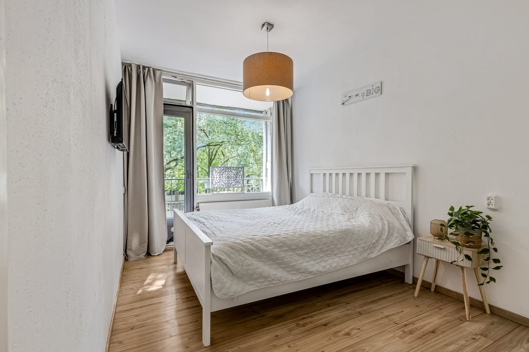 Foto 23 van Juliana van Stolberglaan 77