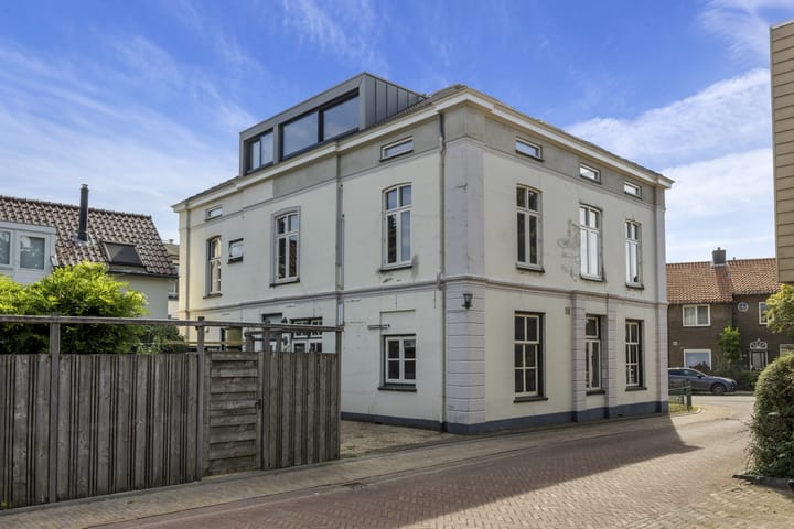 Foto 10 van Reinaldstraat 18