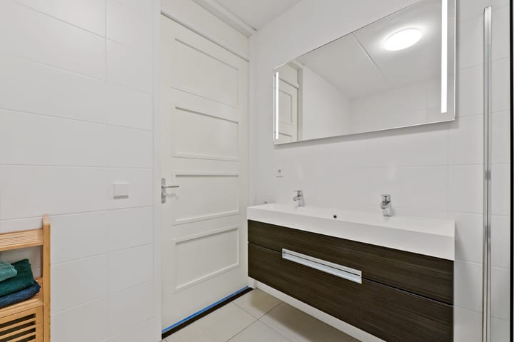 Foto 17 van Martinus Nijhofflaan 244