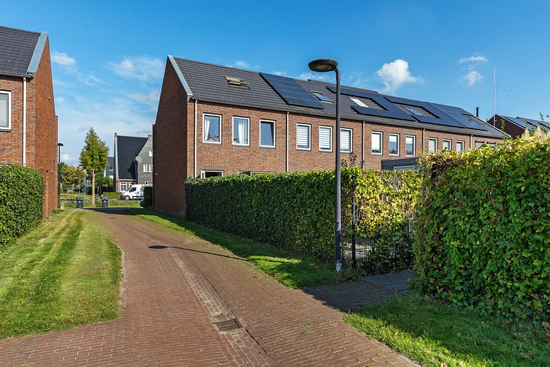 Foto 38 van Annie Zernikeweg 14