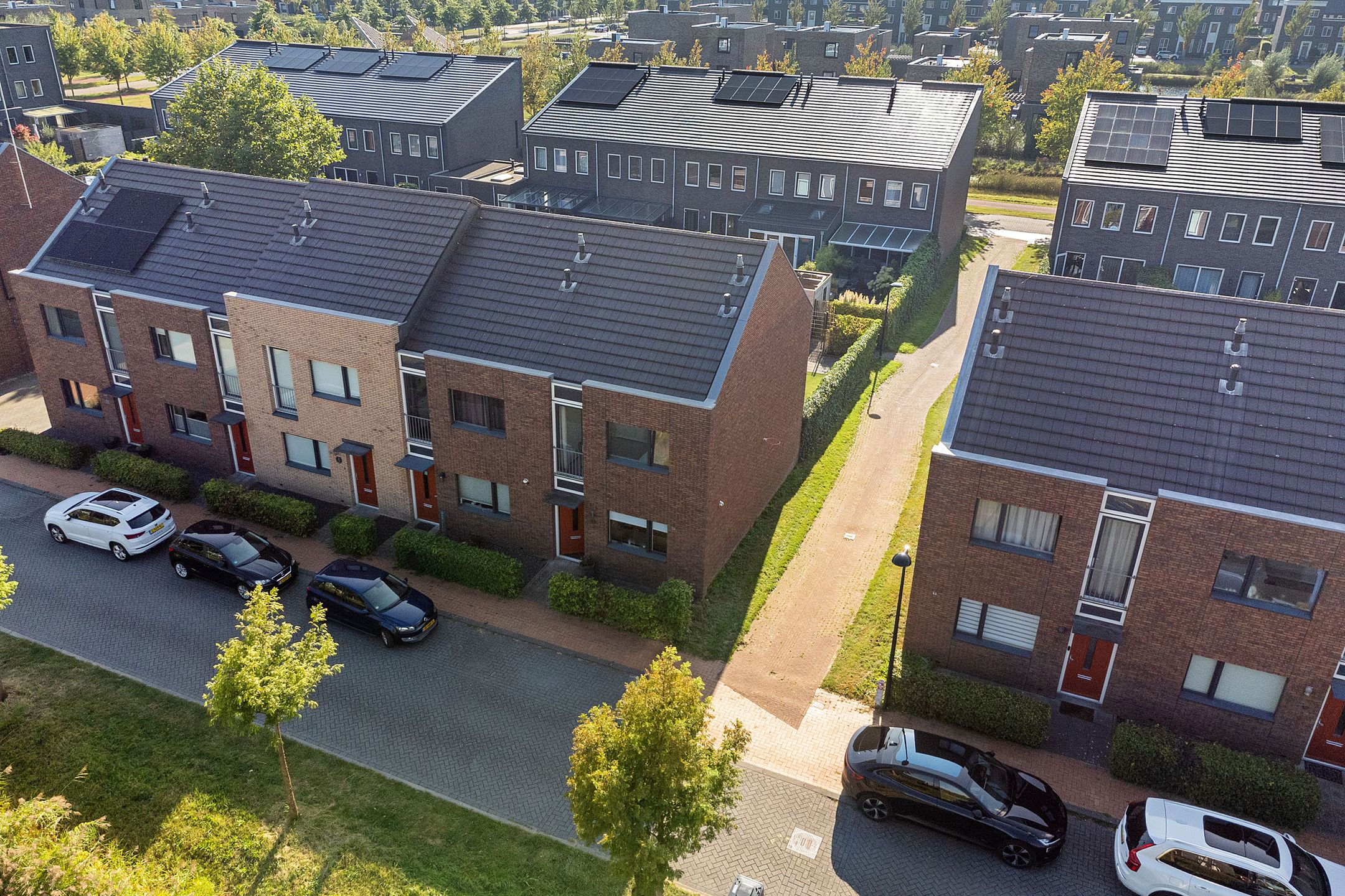 Foto 42 van Annie Zernikeweg 14