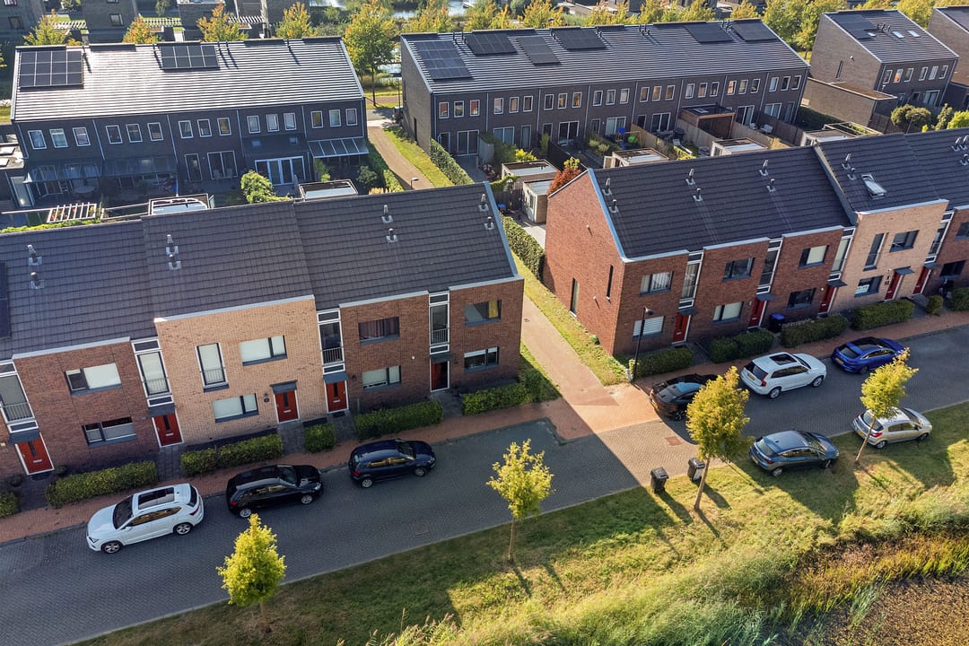 Foto 43 van Annie Zernikeweg 14