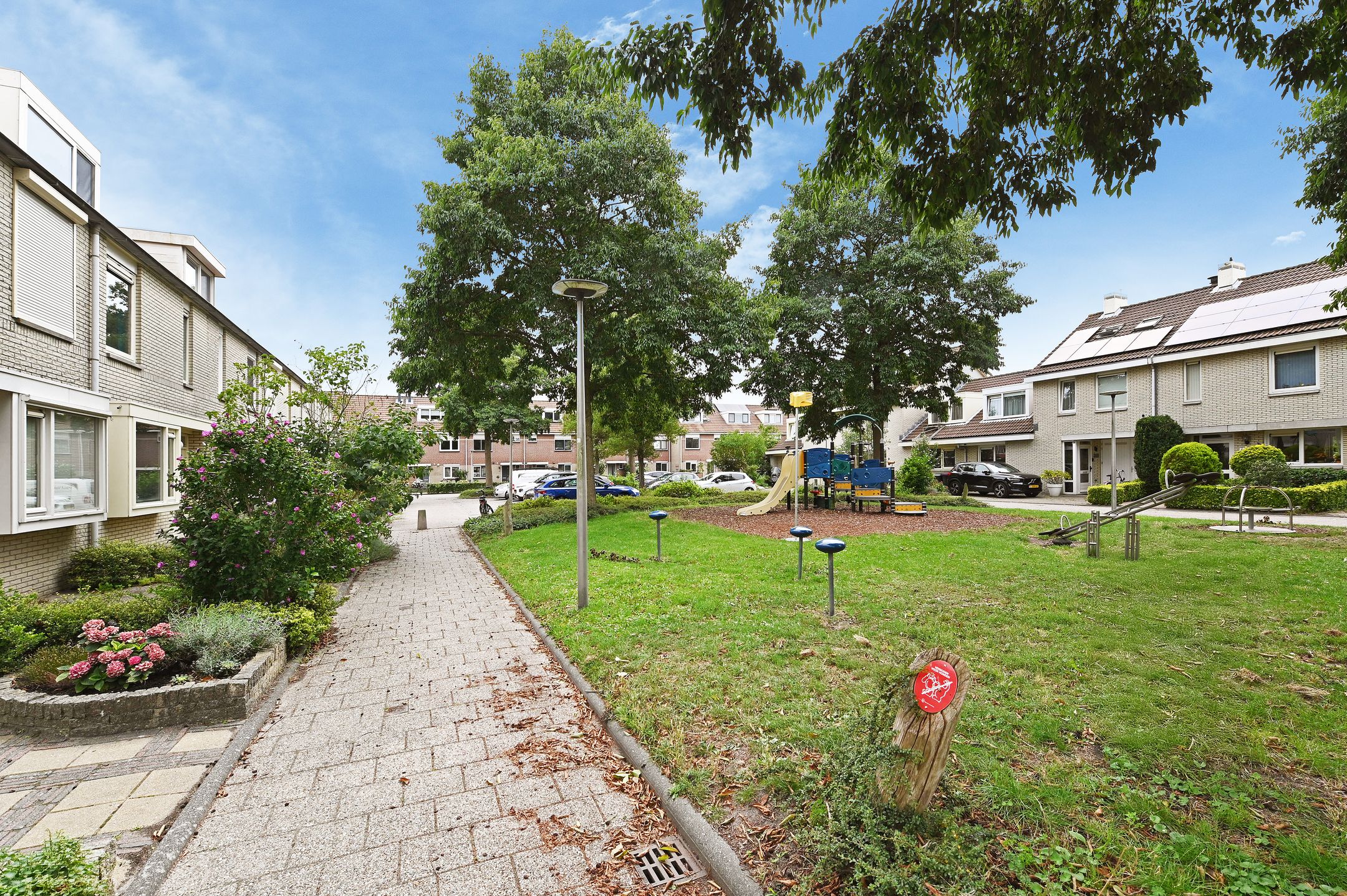 Foto 36 van Vrouwenmantel 13