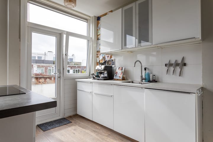 Foto 14 van Perziklaan 48